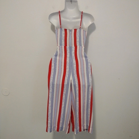 Express - Striped Cropped Jumpsuit - Picture 8 of 16